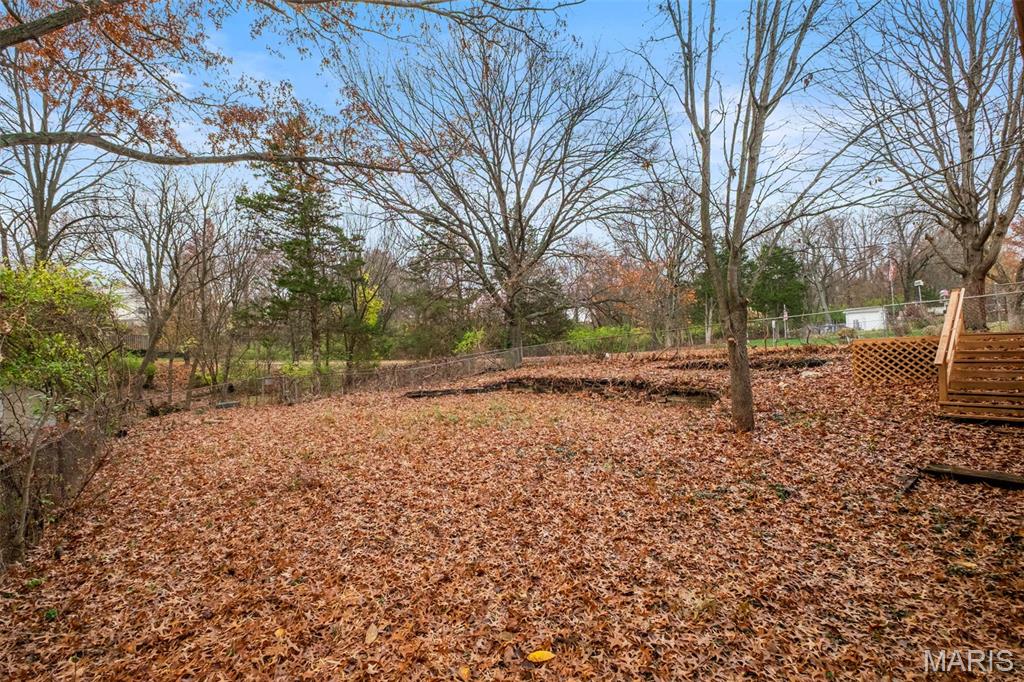 1320 Fenton Hills Road Fenton, MO 63026 - Photo 36 of 43