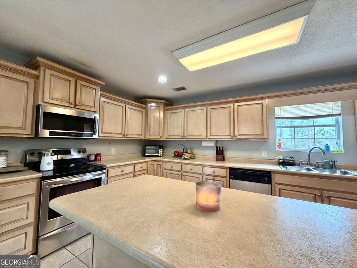 500 Gray's Landing Road Uvalda, GA 30473 - Photo 7 of 35