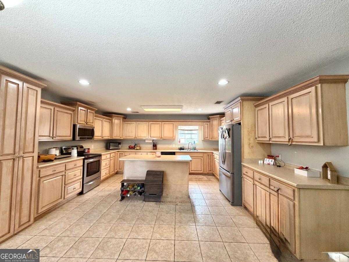 500 Gray's Landing Road Uvalda, GA 30473 - Photo 9 of 35