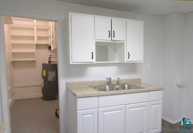 522 2nd Street Proctor, MN 55810 - Photo 4 of 14 Kitchen/Pantry