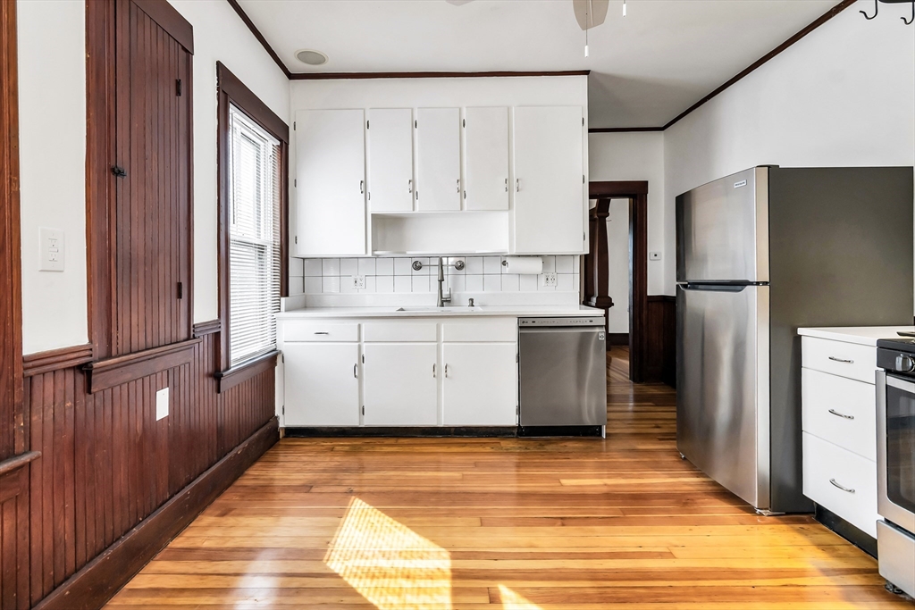 219 Pelham Street Methuen, MA 01844 - Photo 35 of 42