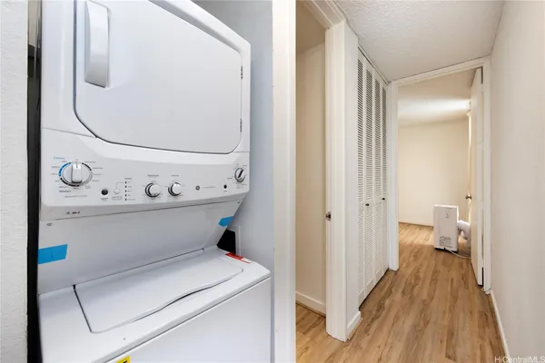 $3,350 | 1015 Aoloa Place, Unit 210, Kailua, HI 96734
