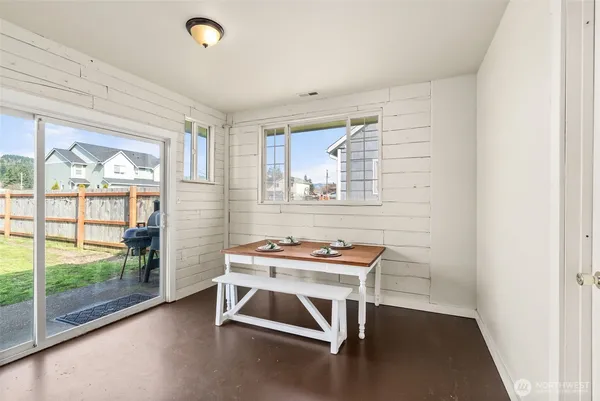 $525,000 | 120 Tacoma Avenue Northwest, Orting, WA 98360