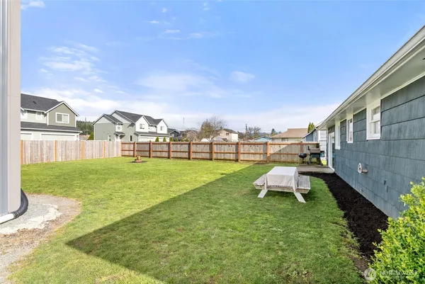 $525,000 | 120 Tacoma Avenue Northwest, Orting, WA 98360