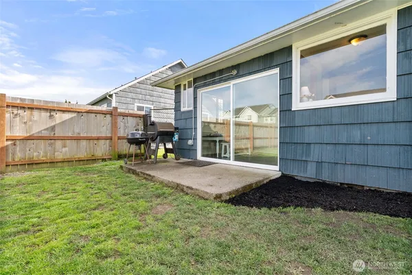 $525,000 | 120 Tacoma Avenue Northwest, Orting, WA 98360