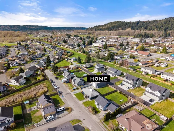 $525,000 | 120 Tacoma Avenue Northwest, Orting, WA 98360