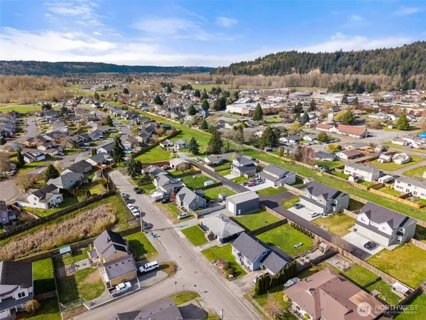 $525,000 | 120 Tacoma Avenue Northwest, Orting, WA 98360