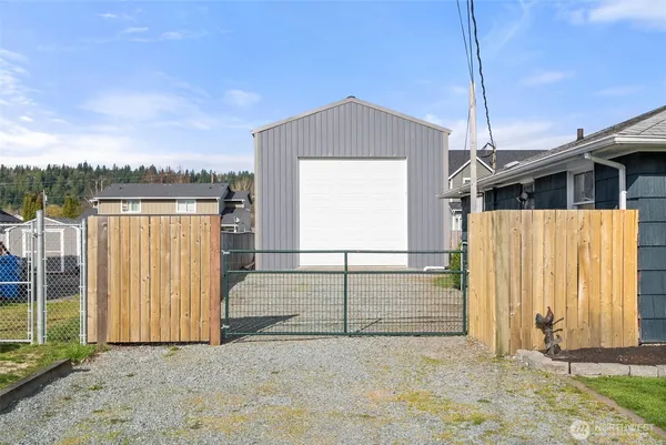 $525,000 | 120 Tacoma Avenue Northwest, Orting, WA 98360