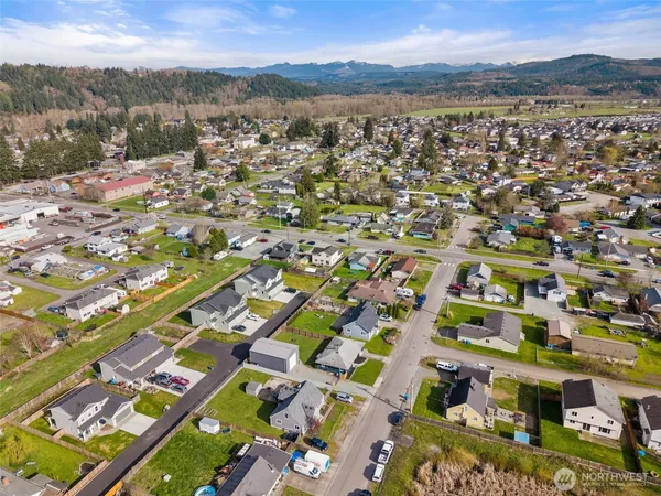 $525,000 | 120 Tacoma Avenue Northwest, Orting, WA 98360