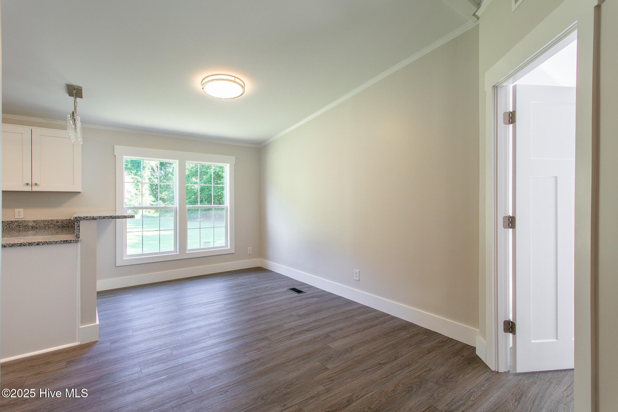 679 Deep Creek Road Hertford, NC 27944 - Photo 9 of 38 Breakfast Nook