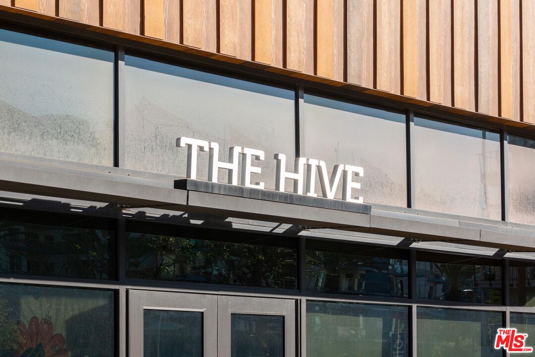 311 Bora Bora Way, Unit 315 Marina del Rey, CA 90292 - Photo 30 of 34 a close view of roof deck with wooden floor and fence