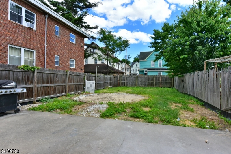 134 North 8th Street Paterson, NJ 07522 - Photo 13 of 19