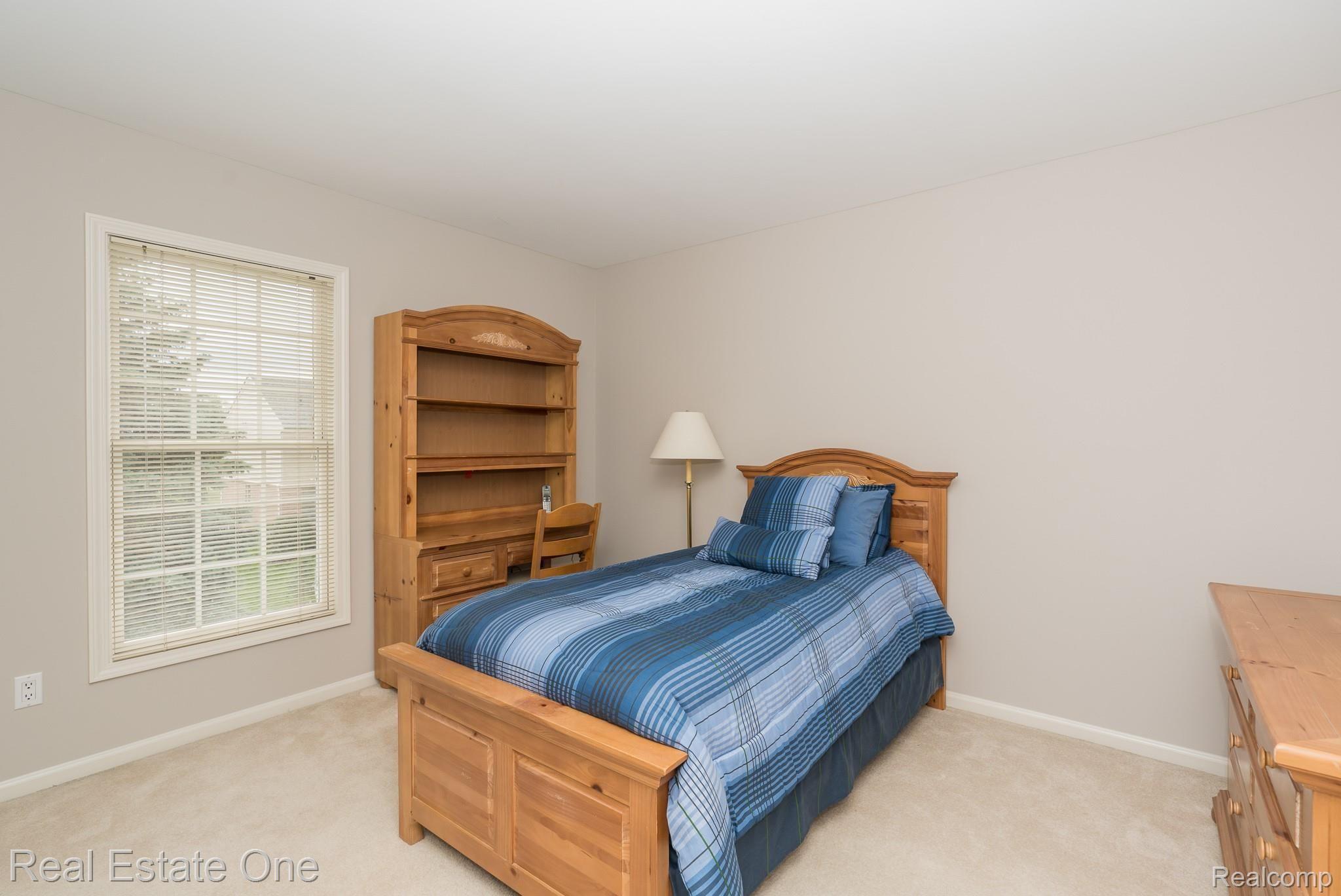 851 Loggers Circle Rochester, MI 48307 - Photo 25 of 40 BEDROOM #3 is 14' X 11' - 851 Loggers Circle