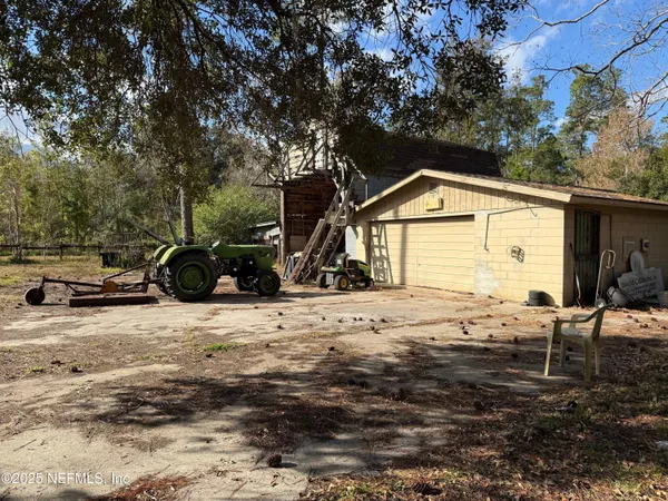 a view of a lake with houses