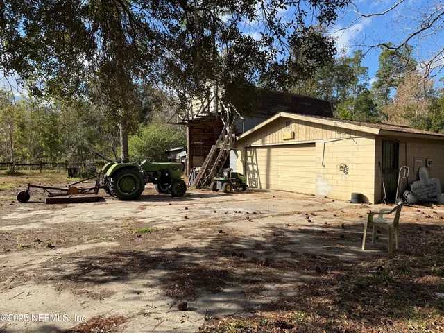 a view of a lake with houses