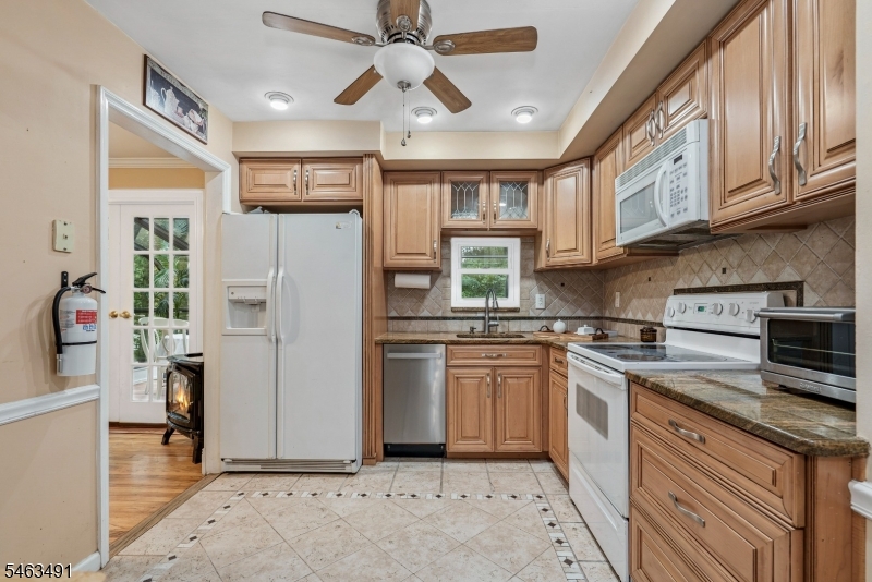 51 River Road Stanhope, NJ 07874 - Photo 16 of 32 Gallery Image 16