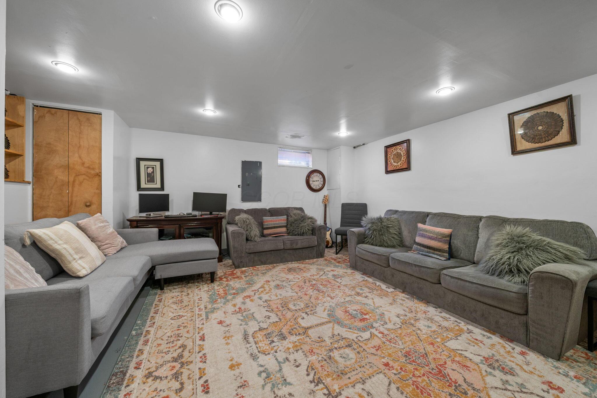 3111 Briar Ridge Road Columbus, OH 43232 - Photo 27 of 38 33-web-or-mls-DSC04356