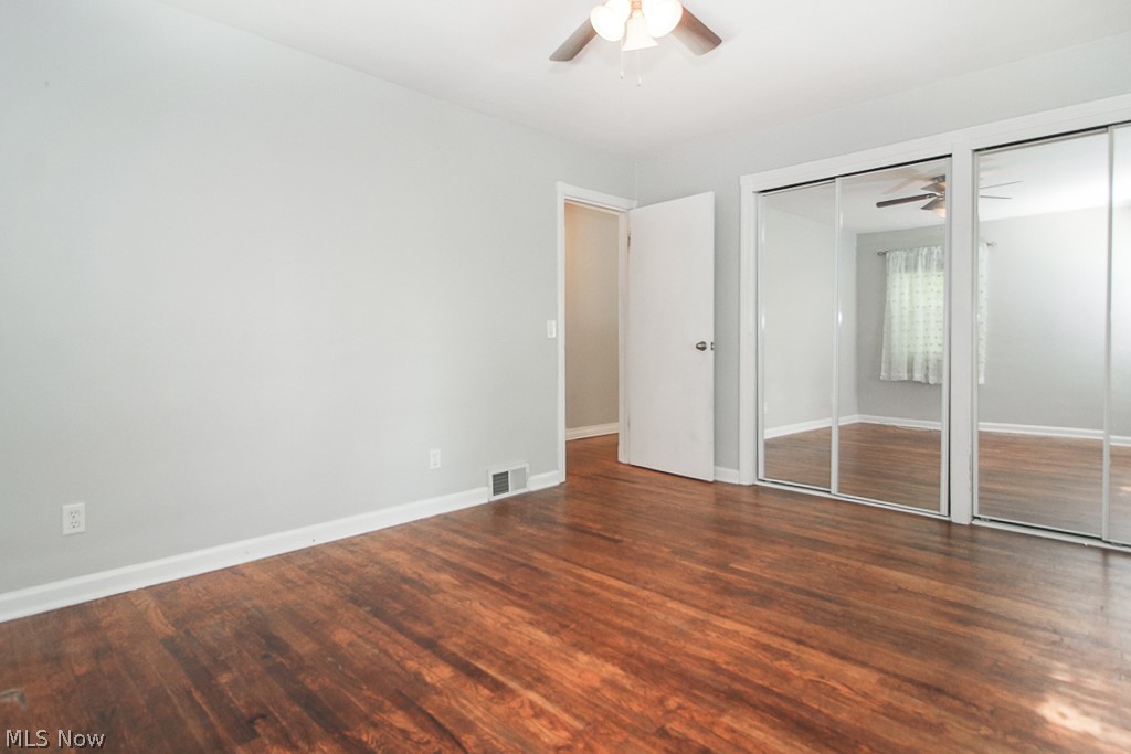 6401 Stumph Road Cleveland, OH 44130 - Photo 10 of 35
