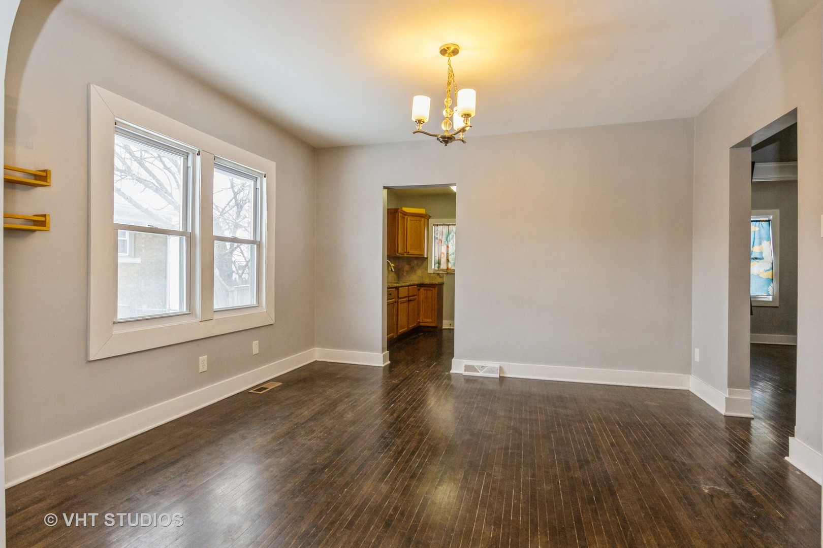 1124 Plainfield Road Joliet, IL 60435 - Photo 5 of 13 Gallery Image 5