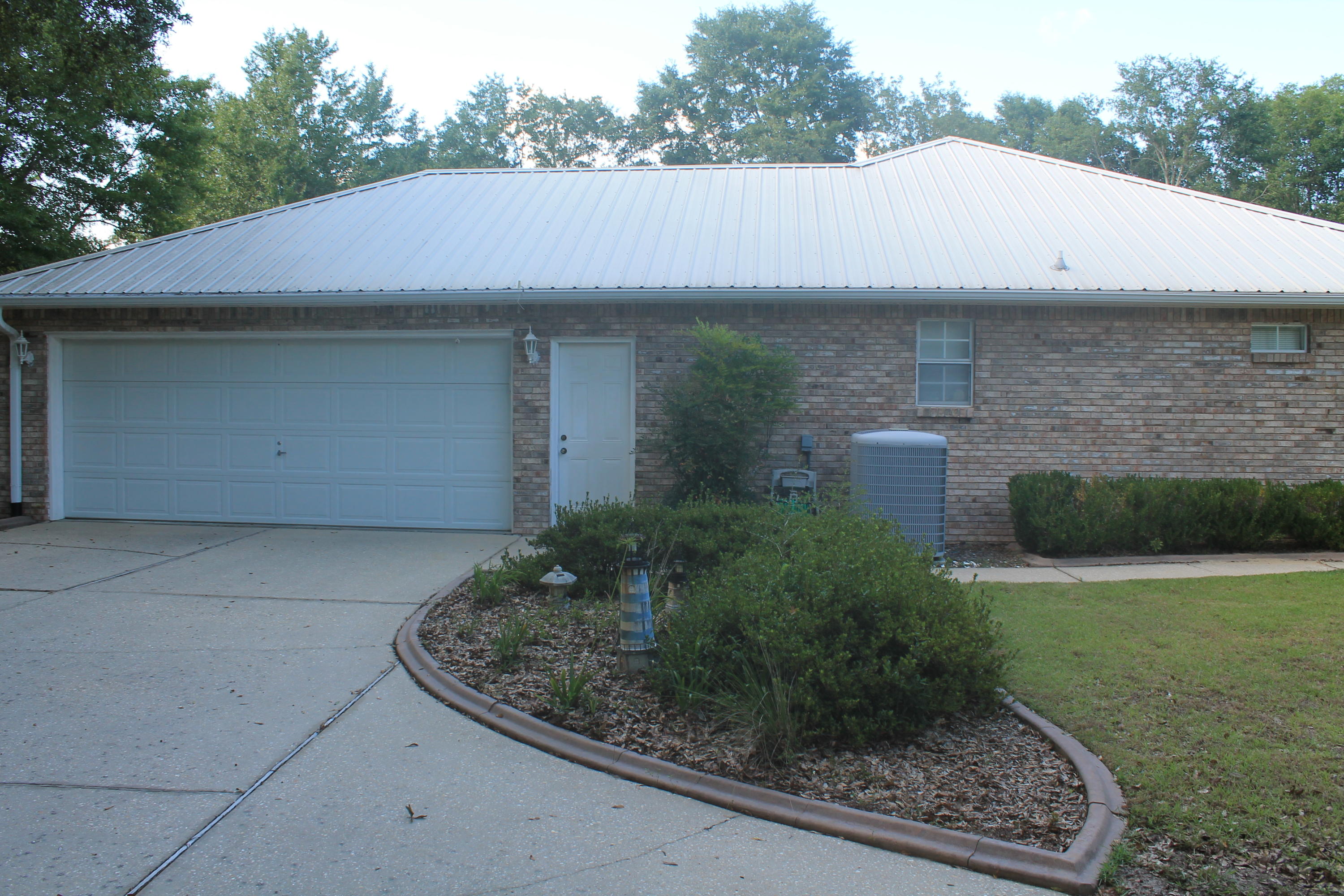5876 Ward Ranch Road Crestview, FL 32536 - Photo 17 of 50 a view of outdoor space and yard
