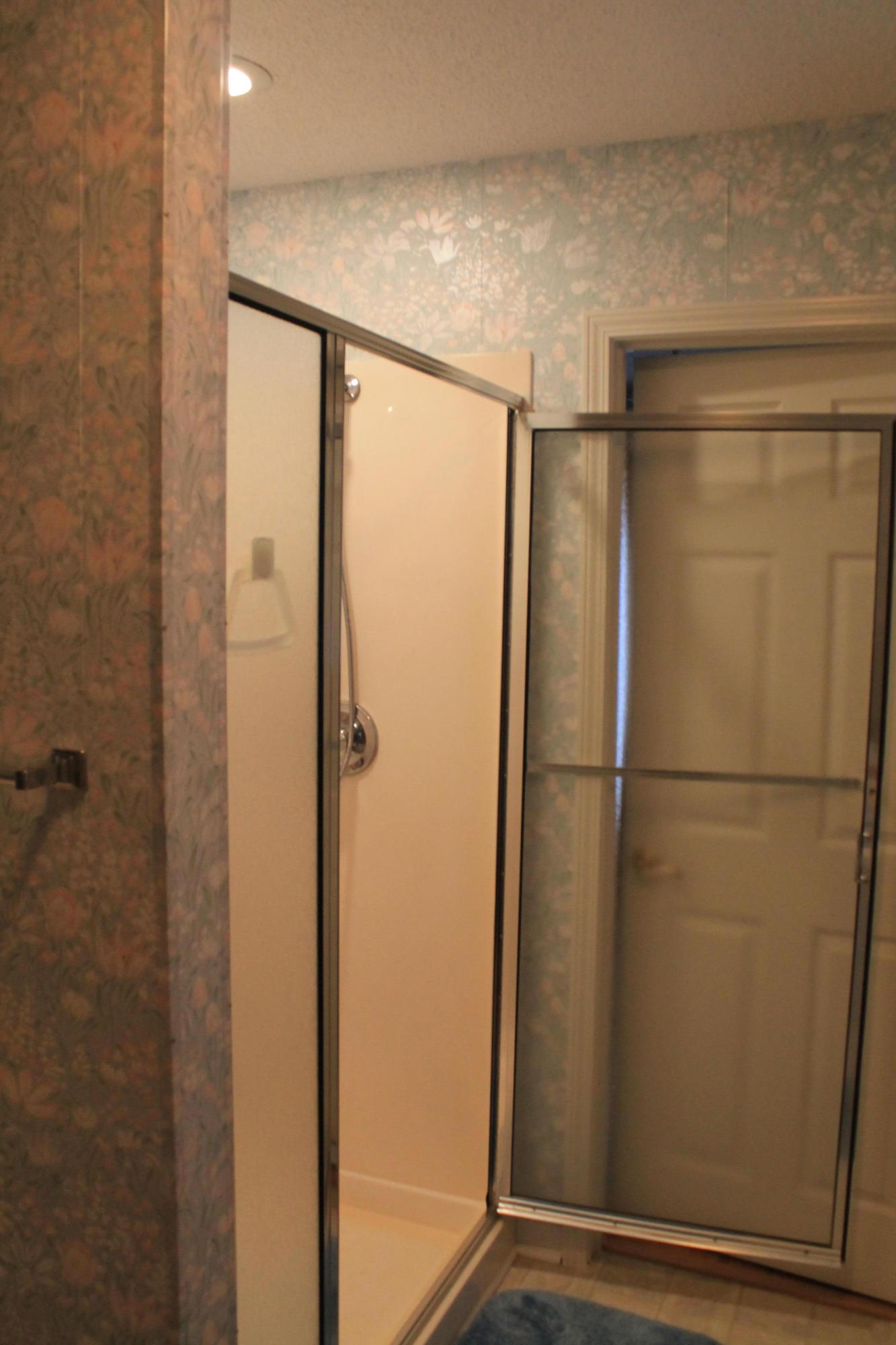 5876 Ward Ranch Road Crestview, FL 32536 - Photo 34 of 50 a view of a walk in closet