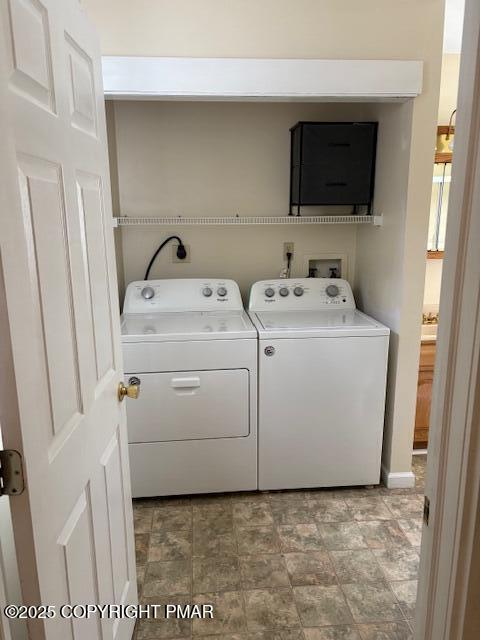 207 Munch Drive Henryville, PA 18332 - Photo 28 of 43 a utility room with dryer and washer