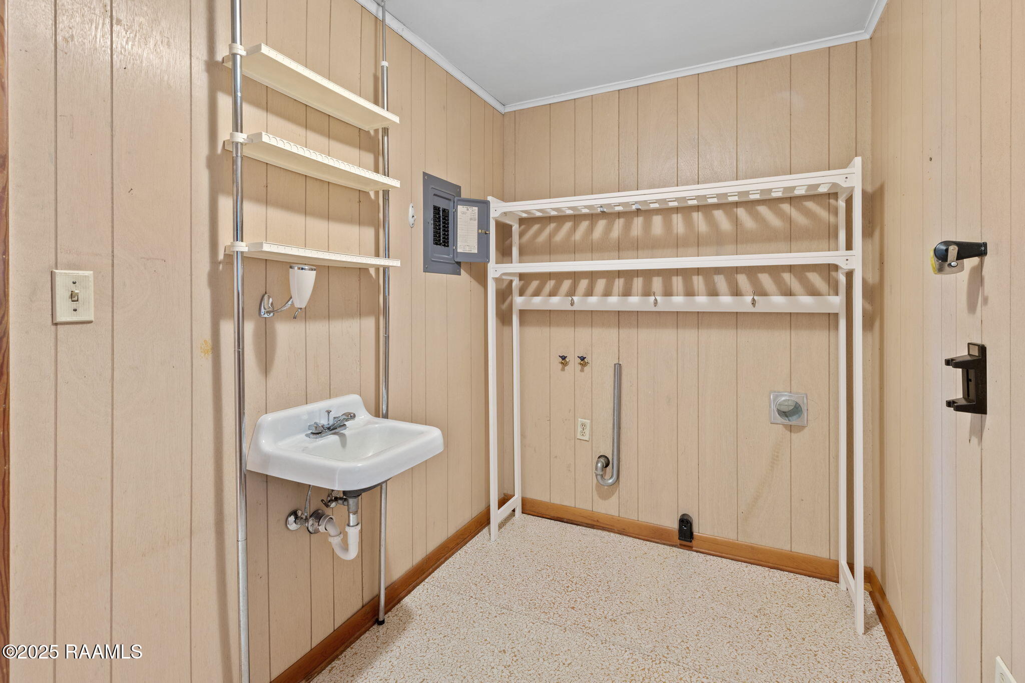 4250 Trailer Town Road Jennings, LA 70546 - Photo 10 of 17 9-web-or-mls-HC6A4096