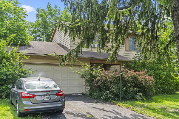 $315,000 | 4958 Shadycrest Road, Columbus, OH 43229