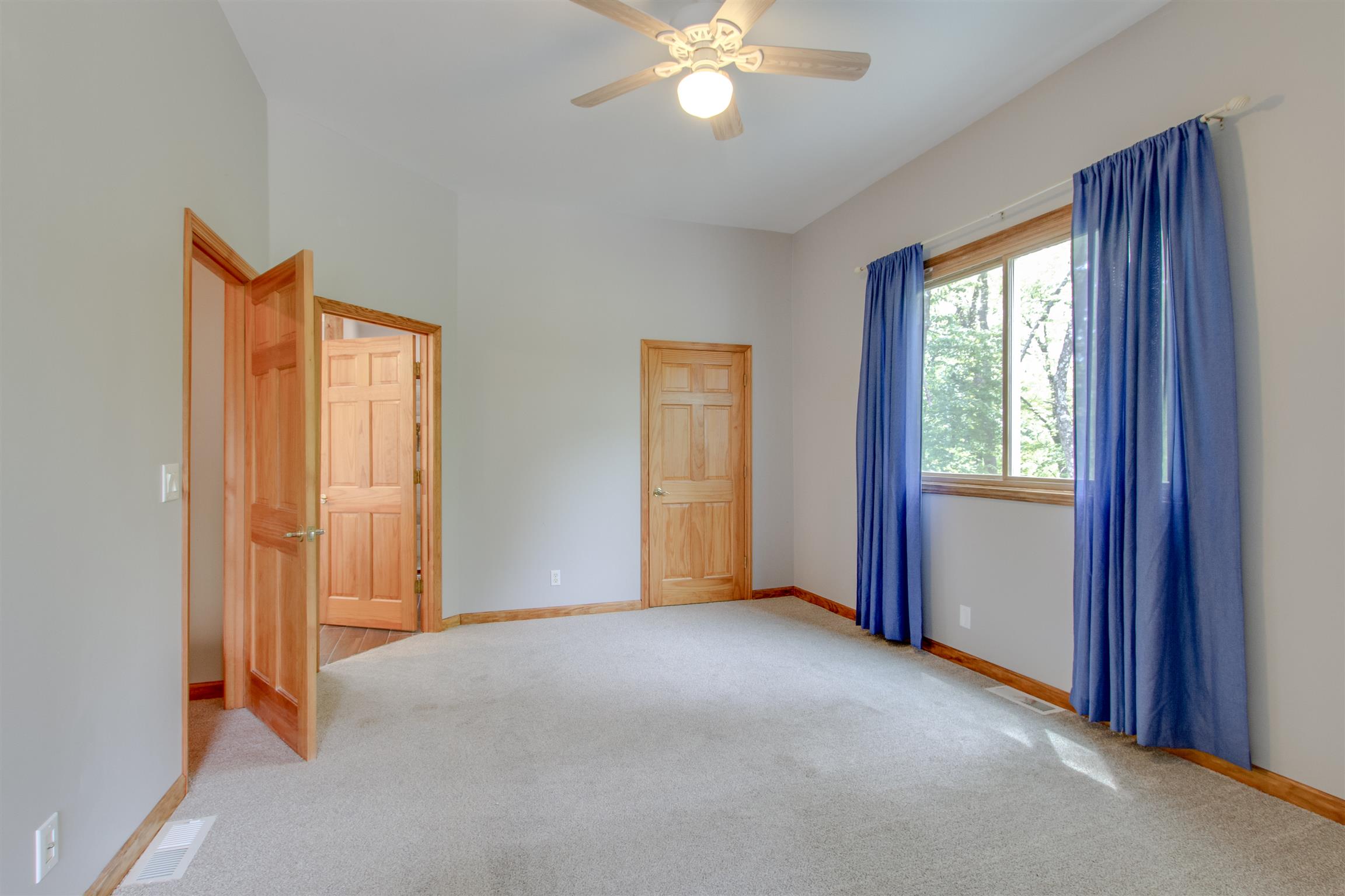 6353 Morton Road Greenbrier, TN 37073 - Photo 20 of 30 a view of an empty room with a window