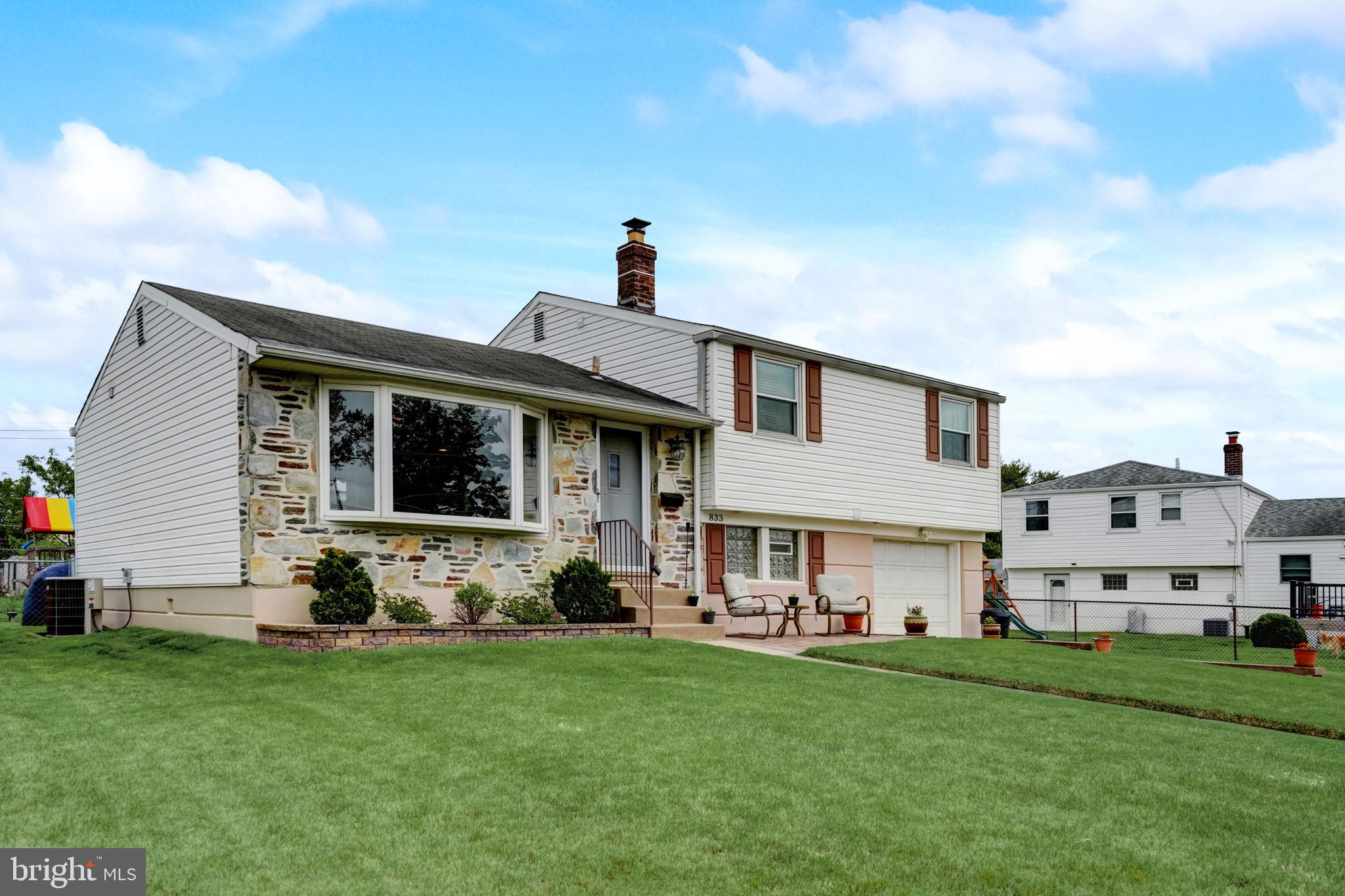 833 Rennard Street Philadelphia, PA 19116 - Photo 1 of 40 Gallery Image 1