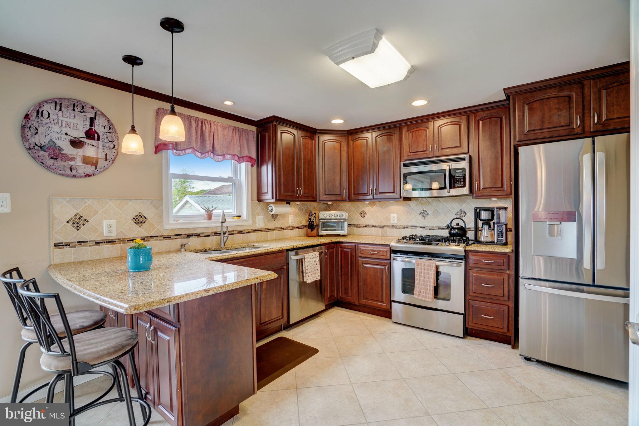 833 Rennard Street Philadelphia, PA 19116 - Photo 12 of 40 Gallery Image 12