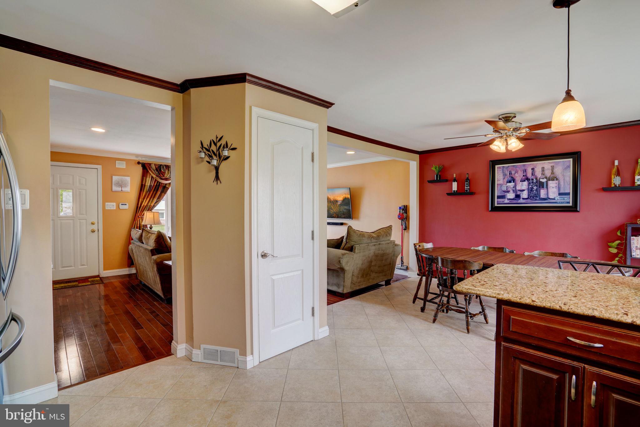 833 Rennard Street Philadelphia, PA 19116 - Photo 13 of 40 Gallery Image 13