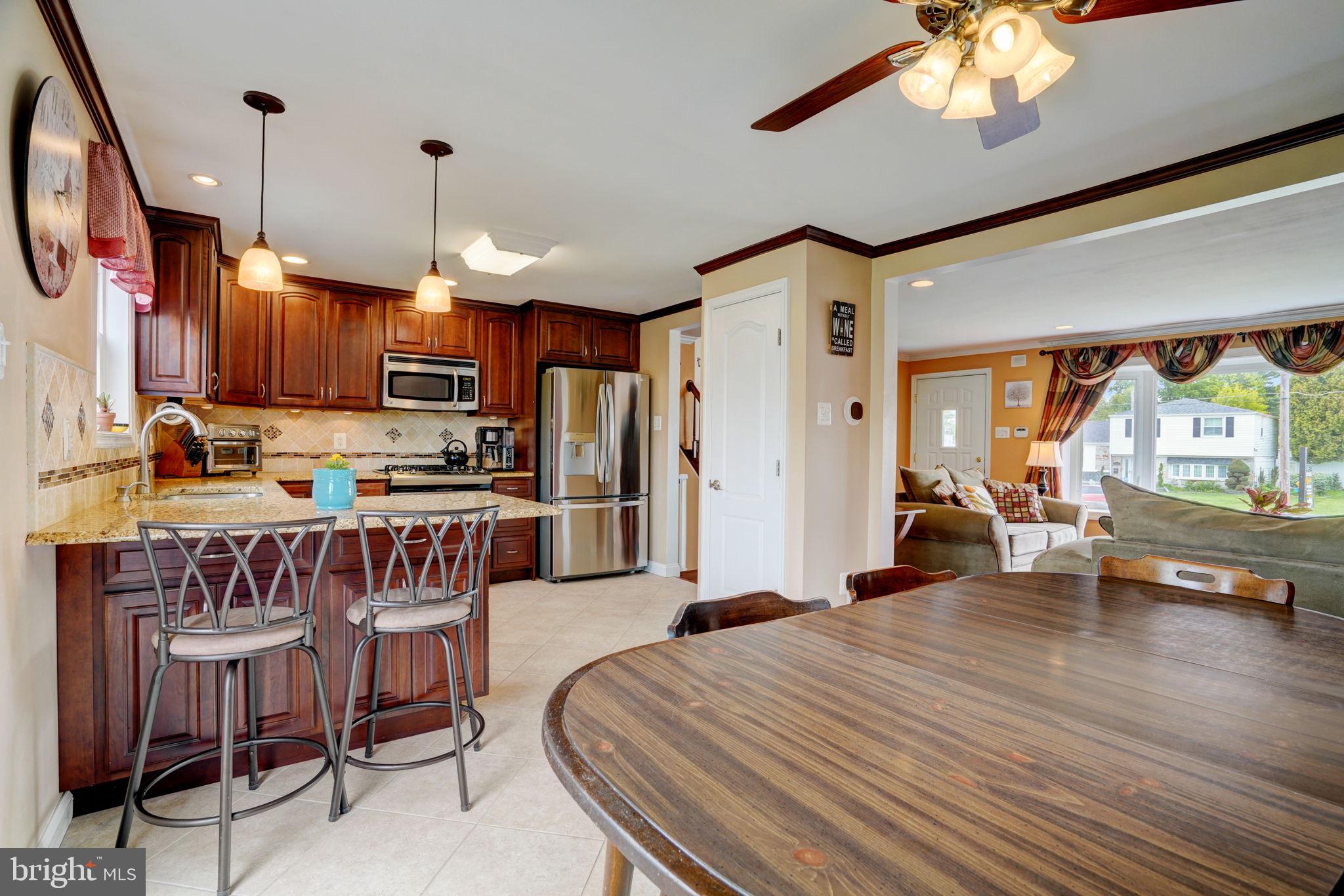 833 Rennard Street Philadelphia, PA 19116 - Photo 10 of 40 Gallery Image 10