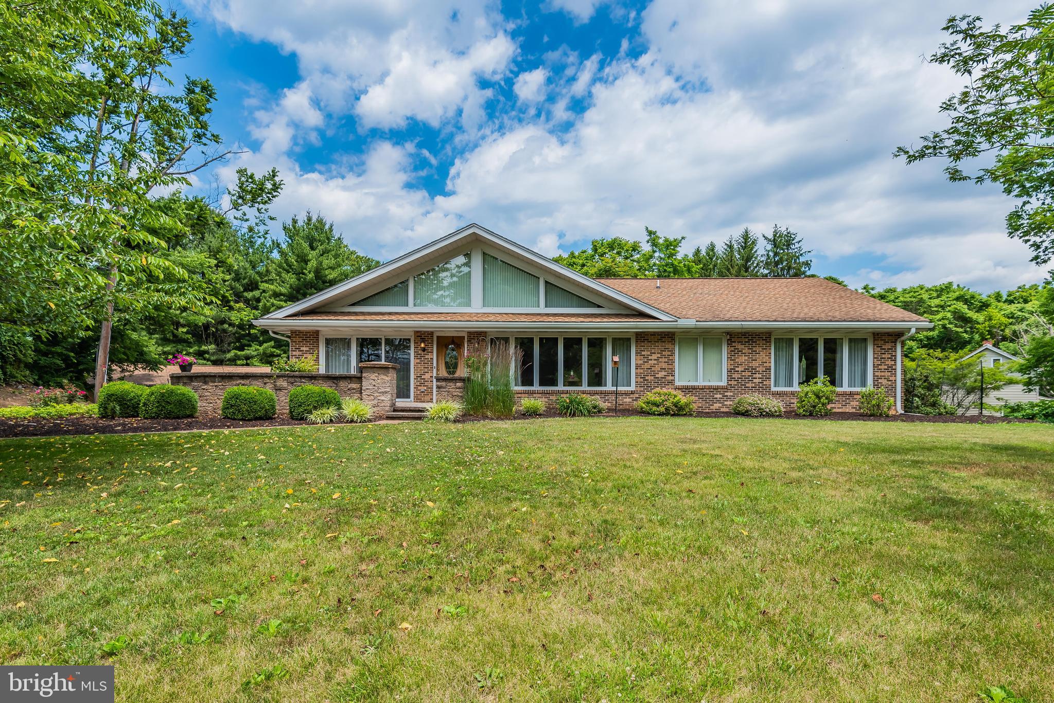 851 Alexander Spring Road Carlisle, PA 17015 - Photo 1 of 45 Gallery Image 1