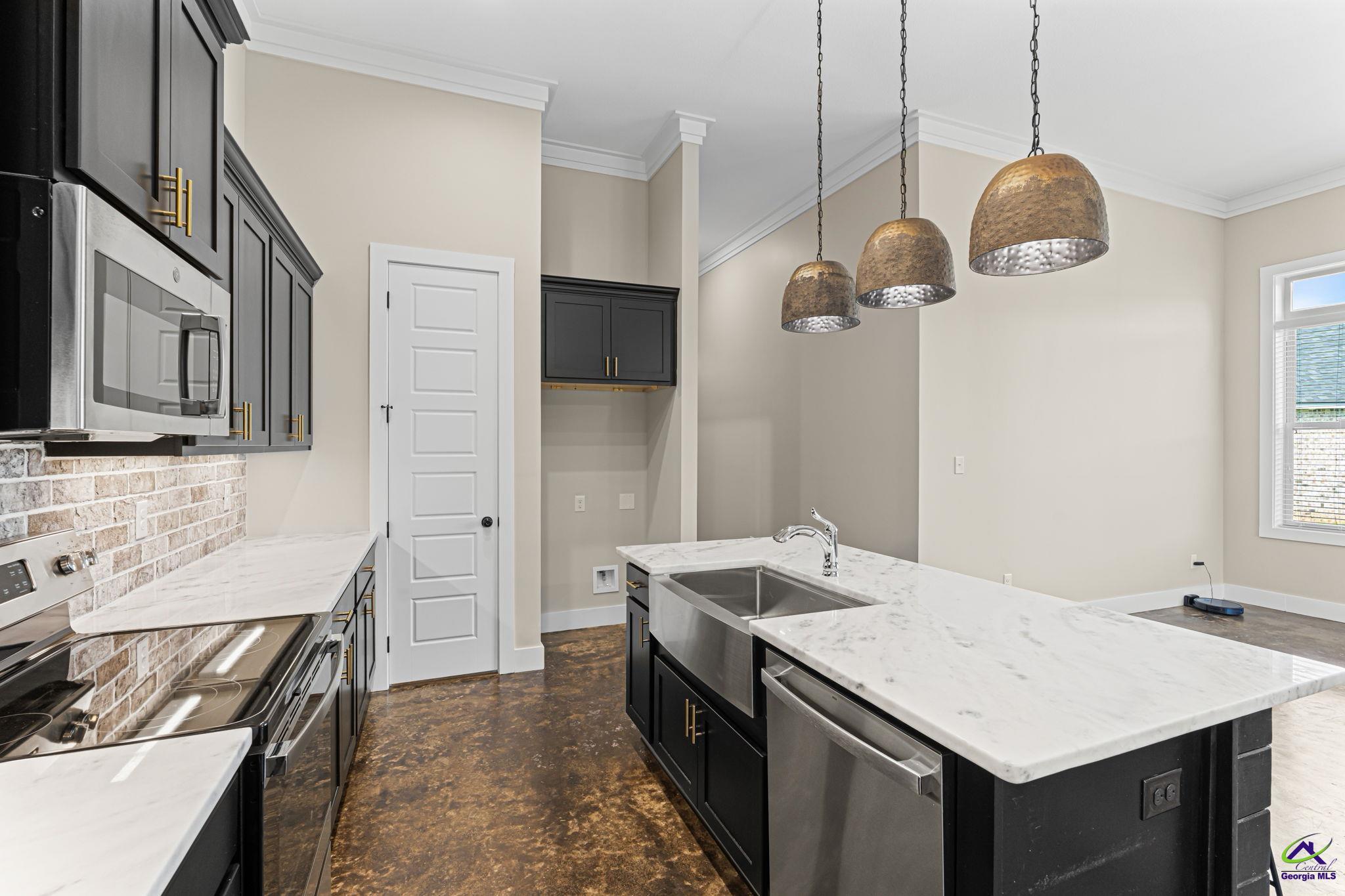 212 Silverside Drive Perry, GA 31069 - Photo 17 of 54