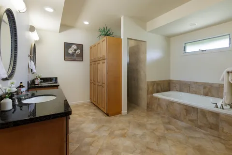 $2,100,000 | 66-1103 Ko Uka Way, Kamuela, HI 96743