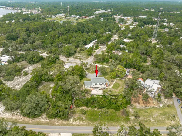 $559,000 | 801 Southeast Ave F, Carrabelle, FL 32322