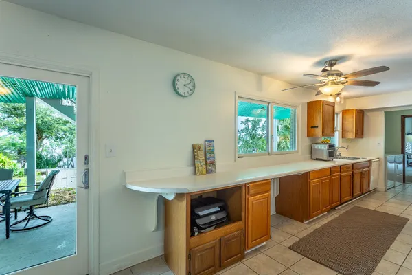 $559,000 | 801 Southeast Ave F, Carrabelle, FL 32322