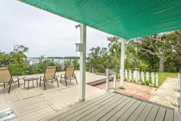 $559,000 | 801 Southeast Ave F, Carrabelle, FL 32322