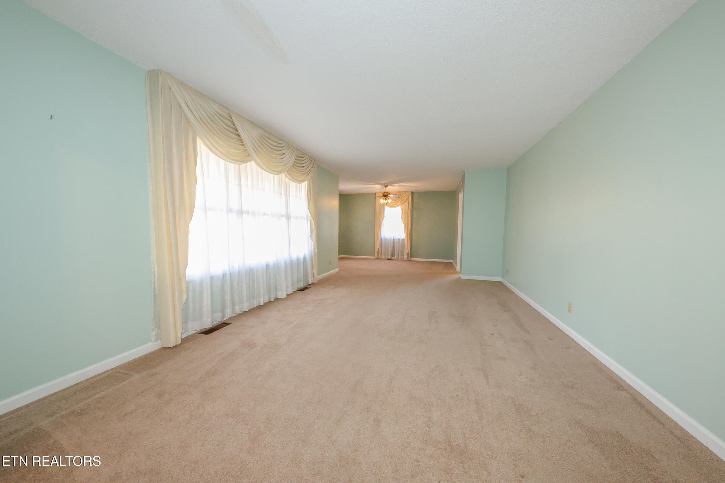 132 Connors Drive Oak Ridge, TN 37830 - Photo 7 of 50 cd2 LR-1