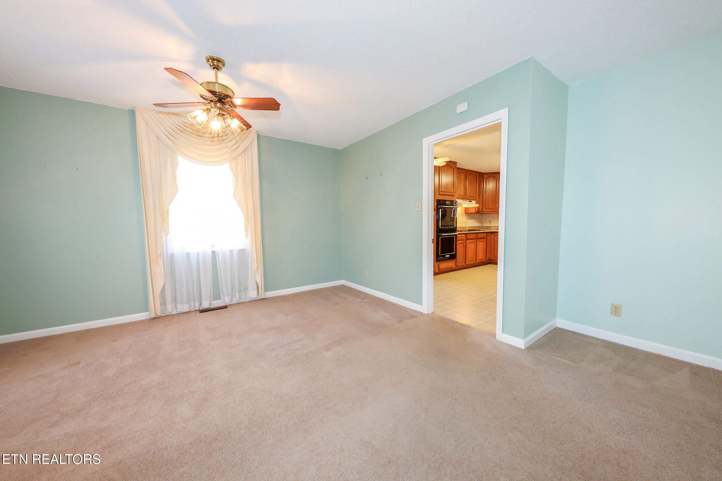 132 Connors Drive Oak Ridge, TN 37830 - Photo 9 of 50 cd2 DR-2