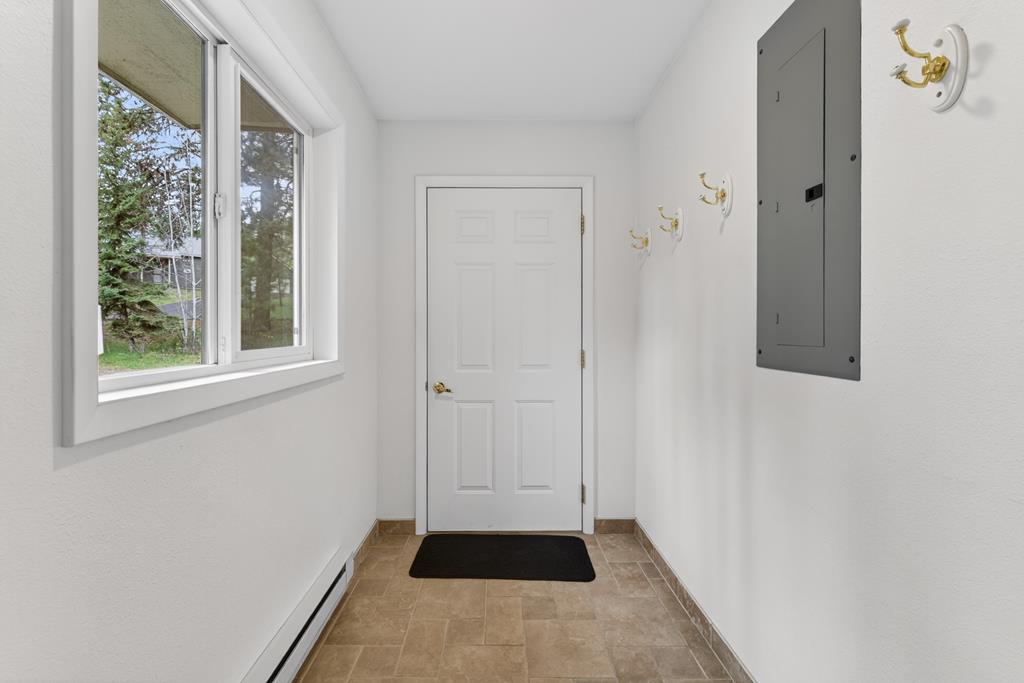 3880 Hot Springs Road New Meadows, ID 83654 - Photo 24 of 41 Entry from 3 car garage