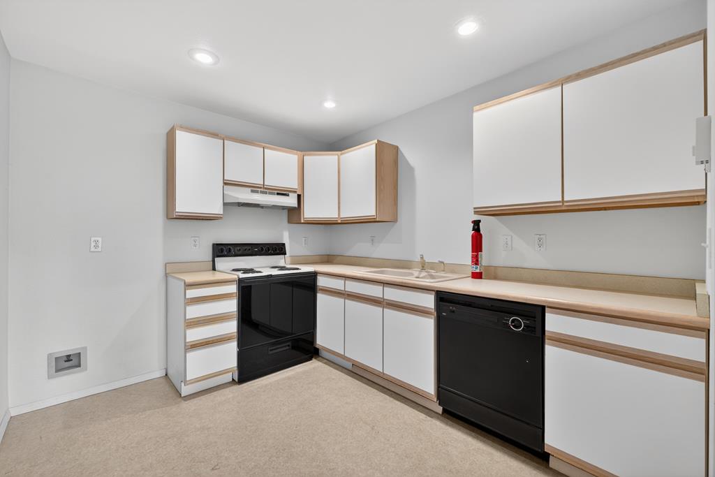 3880 Hot Springs Road New Meadows, ID 83654 - Photo 26 of 41 down stairs kitchen