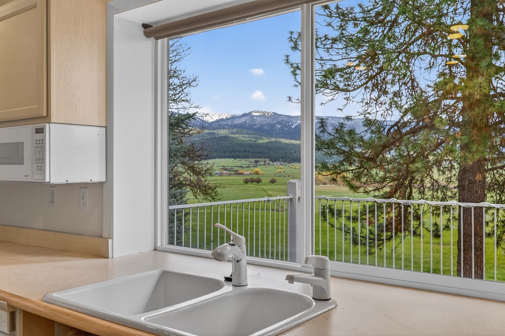 3880 Hot Springs Road New Meadows, ID 83654 - Photo 5 of 41 kitchen view