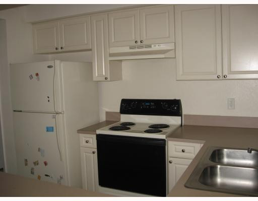 6422 West Sample Road, Unit B 6 Coral Springs, FL 33067 - Photo 5 of 8 Kitchen