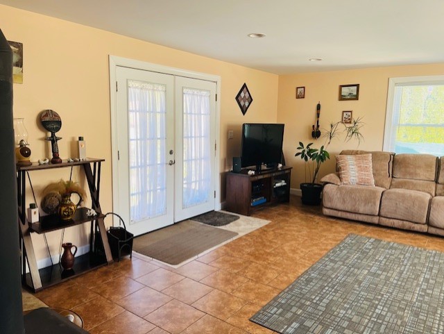 68 Canning Street Cumberland, RI 02864 - Photo 4 of 25