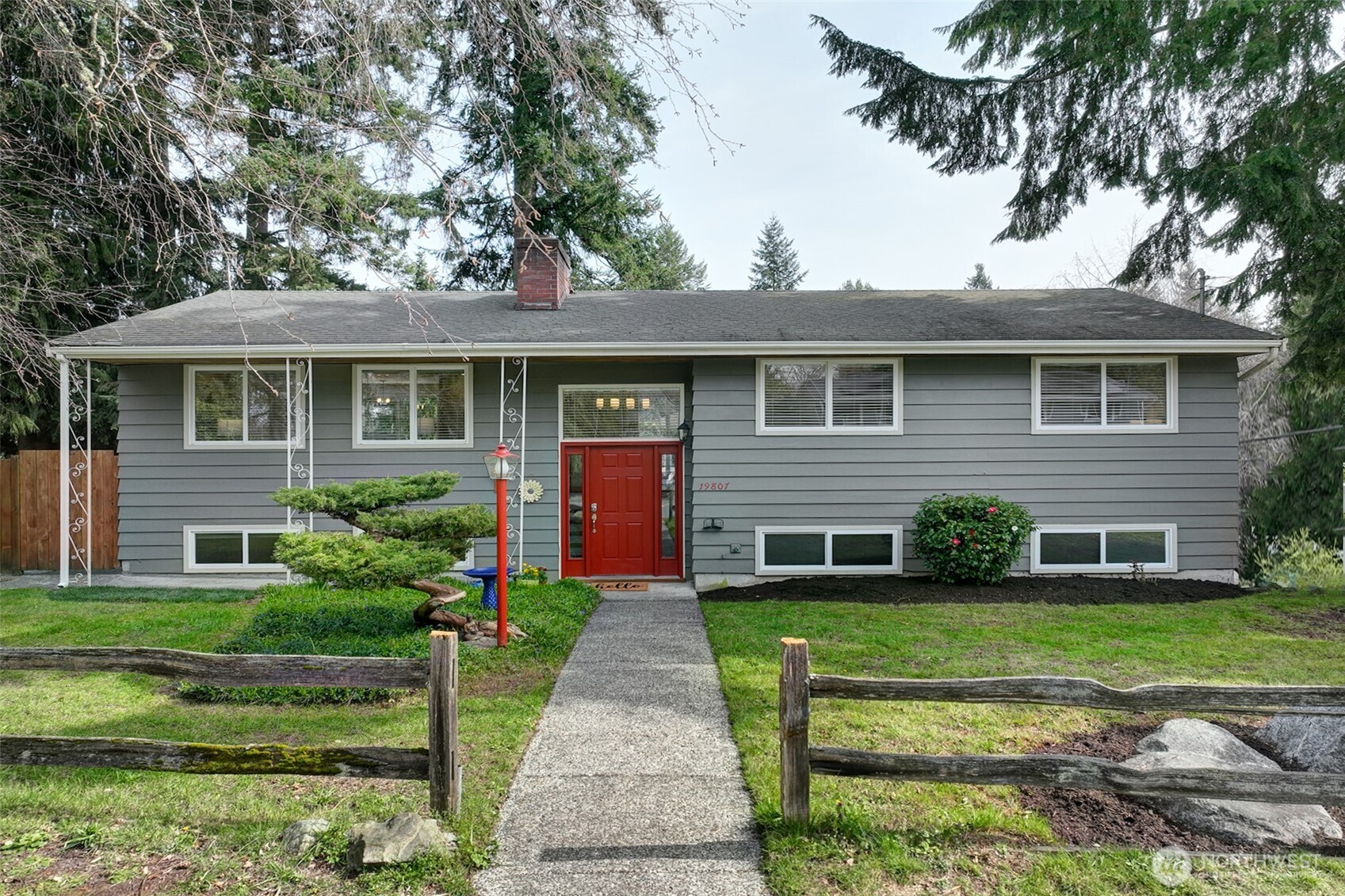 19807 83rd Place West Edmonds, WA 98026 - Photo 1 of 33