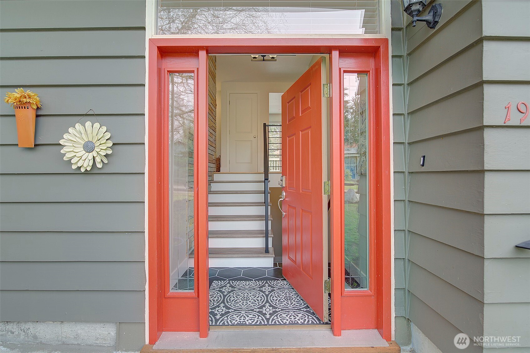 19807 83rd Place West Edmonds, WA 98026 - Photo 2 of 33