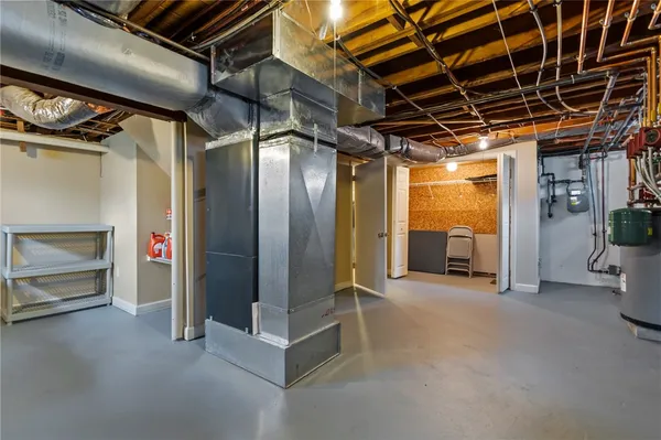 $839,900 | 211 Love Lane, Warwick, RI 02886