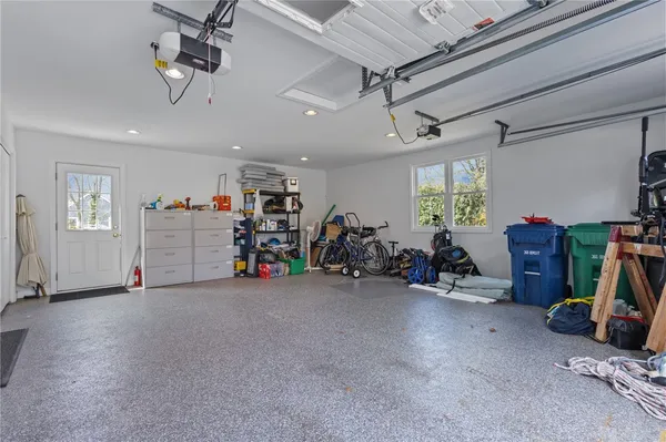 $839,900 | 211 Love Lane, Warwick, RI 02886